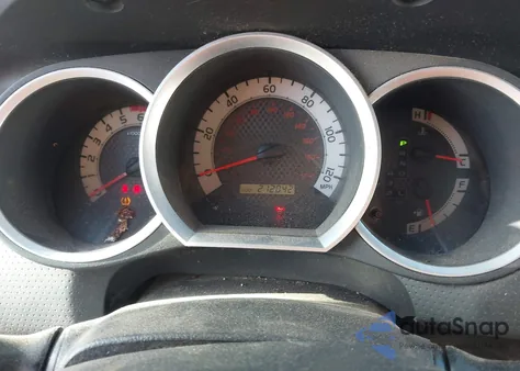 2013 Toyota Tacoma Base V6 z USA, uszkodzony, nr VIN 3TMLU4EN9DM123294